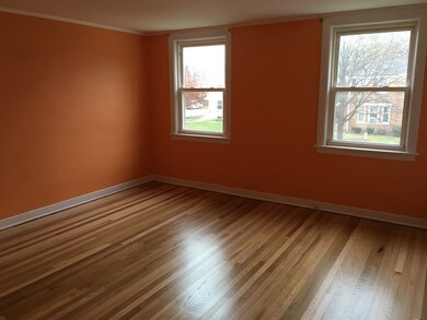 1820 Orchard St, Des Plaines, IL 60018 - photo 2