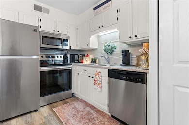 402 S Renfro St unit 4, Mount Airy, NC 27030 - photo 7