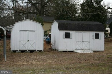 323 Forest Grove Rd, Colonial Beach, VA 22443 - photo 4