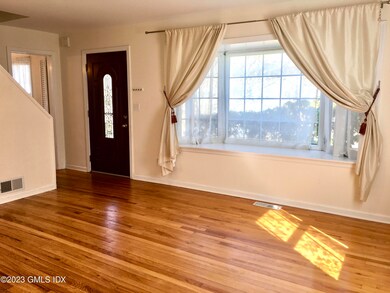 28 Wescott St, Riverside, CT 06878 - photo 4