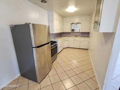 2642 E 10th St, Tucson, AZ 85716 - photo 7