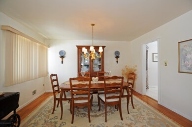 46 Calgary Cir, Morganville, NJ 07751 - photo 4