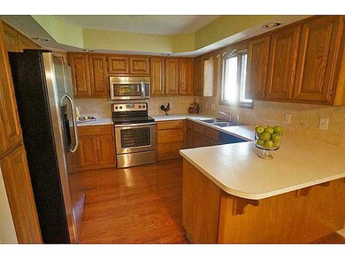 5 Clevedon Cir, Bella Vista, AR 72715 - photo 2