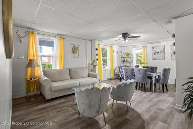 1207 Sloan St, Scranton, PA 18504 - photo 3