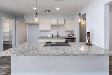 1336 E Butler Dr - MLS-14