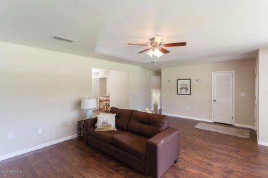 5400 Teakwood Ln, Jacksonville, FL 32244 - photo 5