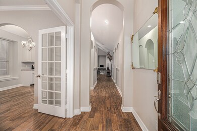 1015 Luke Dr, Alvin, TX 77511 - photo 5