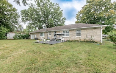 83 Forest Dr, Jeffersonville, IN 47130 - photo 4