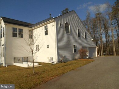 11200 Prospect Hill Rd, Glenn Dale, MD 20769 - photo 3