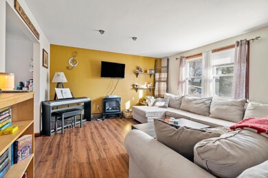 20 Bellevue St, Manchester, NH 03103 - photo 2