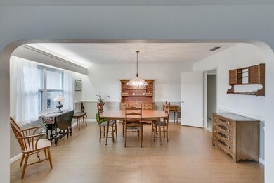 798 Malibu Lane-24