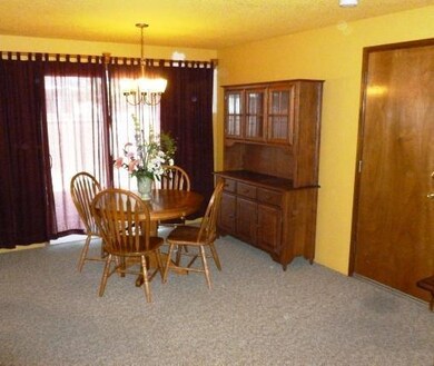 604 SW Sunwood Way, Grants Pass, OR 97526 - photo 5