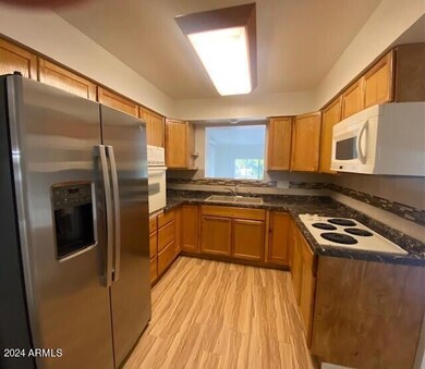 6440 E Des Moines-32