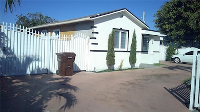 5066 E 9th Ct, Hialeah, FL 33013 - photo 4