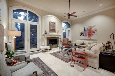 2410 Mandell St, Houston, TX 77006 - photo 4