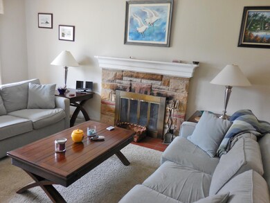 1259 Carlton Ave NE, Grand Rapids, MI 49505 - photo 4