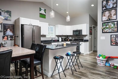 2007 Edward Ln E, Kimball, MI 48074 - photo 7