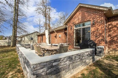 375 Woodside Ct, Batesville, IN 47006 - photo 4