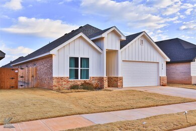 4618 Seals Ln, Abilene, TX 79606 - photo 3