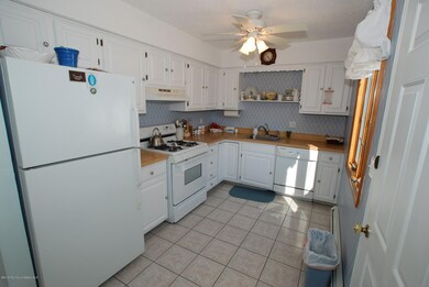 60 Topsail Ct, Bayville, NJ 08721 - photo 7