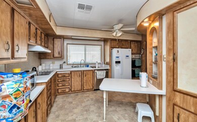 Beautiful Eden kitchen