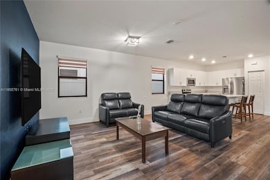 3471 W 110th St, Hialeah, FL 33018 - photo 5