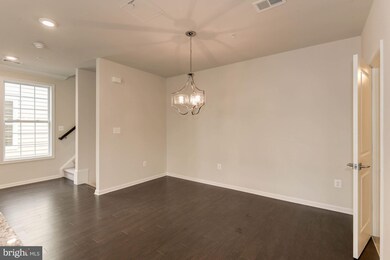 23276 Southdown Manor Terrace unit 106, Ashburn, VA 20148 - photo 5