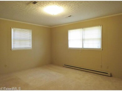 396 River Hill Rd, Statesville, NC 28625 - photo 6