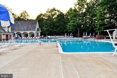 8311 Periwinkle Place, Fairfax Station, VA 22039 - photo 4