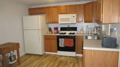 97 Hildreth St unit 9, Lowell, MA 01850 - photo 5