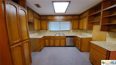 5412 N General Bruce Dr, Temple, TX 76501 - photo 4