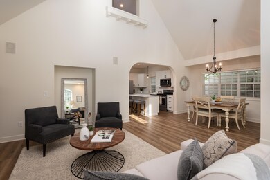 07 open floor plan