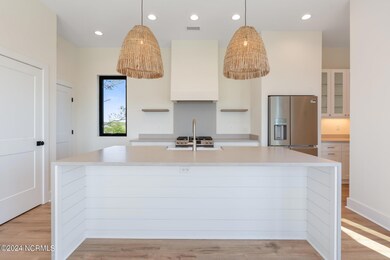 43-web-or-mls-8421-river-rd