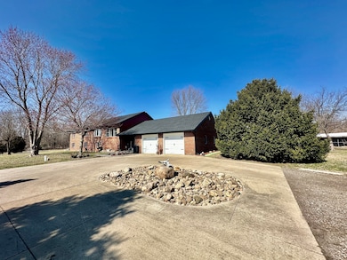 1820 W Us Highway 136, Covington, IN 47932 - photo 2