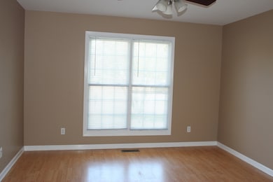 75 Sandstone Ct, McMinnville, TN 37110 - photo 4