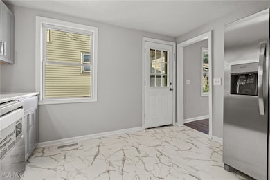 611 3rd St NE, Massillon, OH 44646 - photo 5