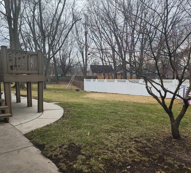 725 Cynthia Ct, Findlay, OH 45840 - photo 2