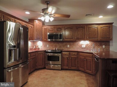 211 Mill Rd, Chambersburg, PA 17201 - photo 4