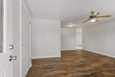 1201 Robin Rd, Mahomet, IL 61853 - photo 5