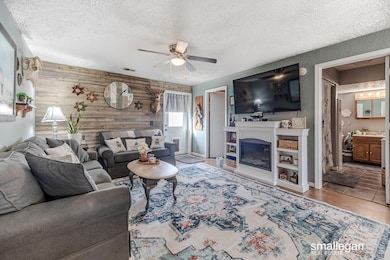 88 East Parmeter Road-13