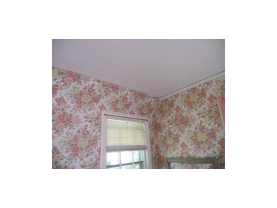 slight slant to the two bedroom walls for a cove c