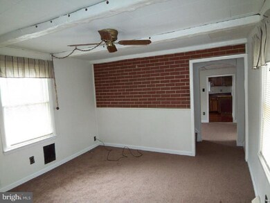 121 Webster Ave, Downingtown, PA 19335 - photo 6
