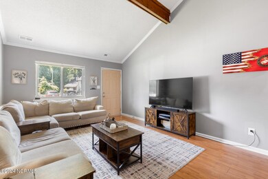 111 N Onsville Place, Jacksonville, NC 28546 - photo 5