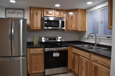 86 Curtis Ave, Rutland, VT 05701 - photo 2