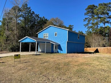Nice Sized Front Yard !