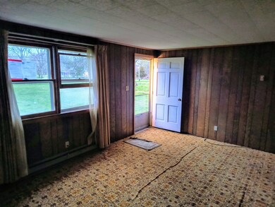 3960 S 400 W, Columbus, IN 47201 - photo 2