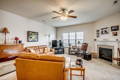 Great Room with 9' ceiling and gas fireplace