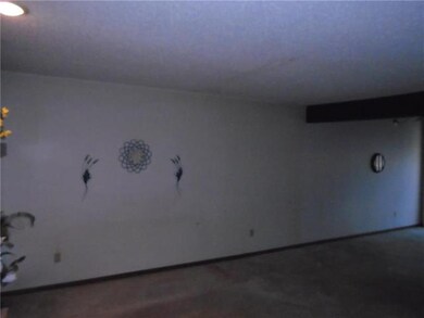 10149 Edelweiss Cir, Shawnee, KS 66203 - photo 4