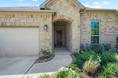 171 Dartmoor Ln, Spring, TX 77382 - photo 2
