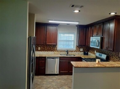 4831 Kendall Dr, New Orleans, LA 70126 - photo 5